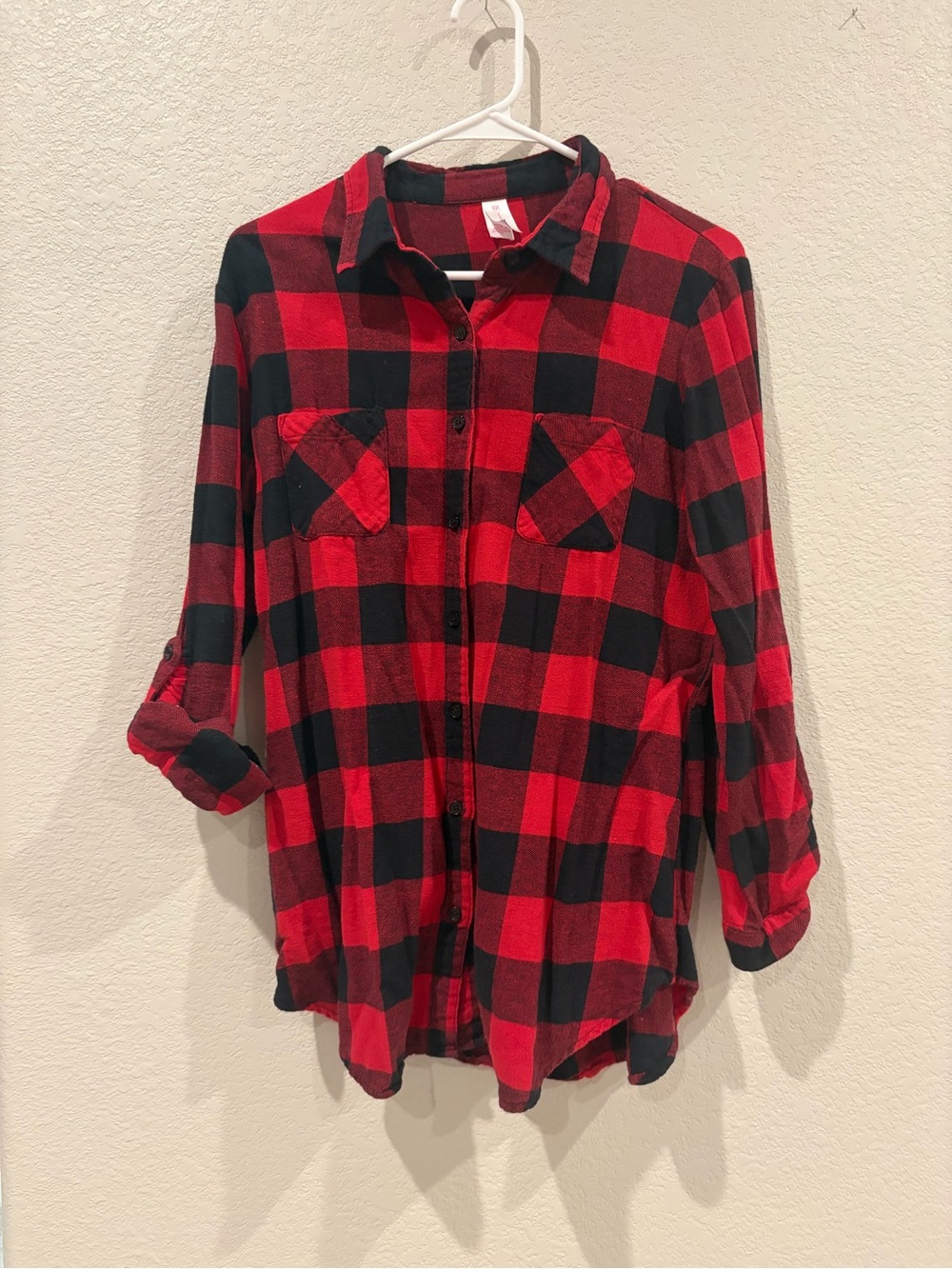 No Boundaries Red Black Buffalo Plaid Flannel Shirt